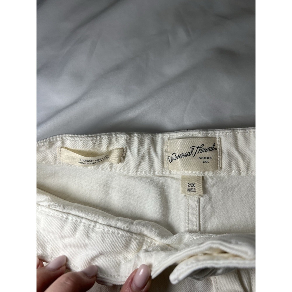 Women's Universal Thread Highest Rise Midi Shorts Cream/white Size 2/26 - Picture 5 of 5